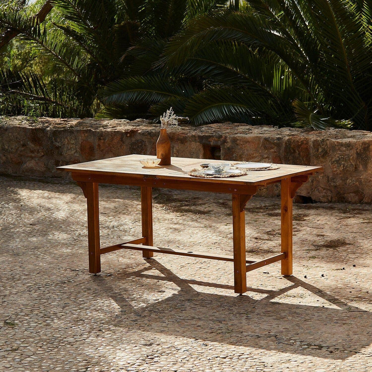 Aspen 4 Seater Wooden Garden Dining Set with Cream Parasol - 140cm to 200cm