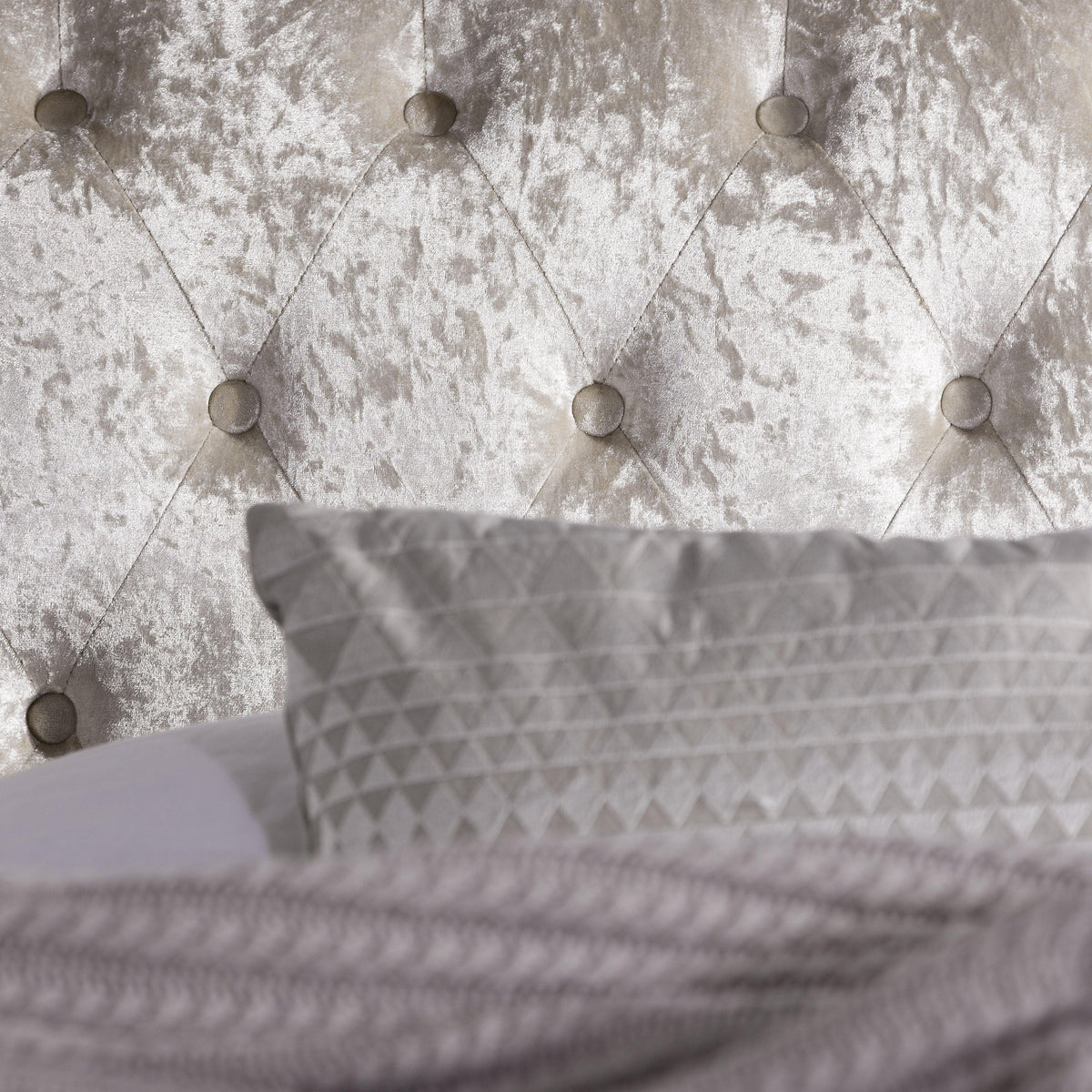 Double Crushed Velvet Sleigh Bed Frame - Champagne - Laura James
