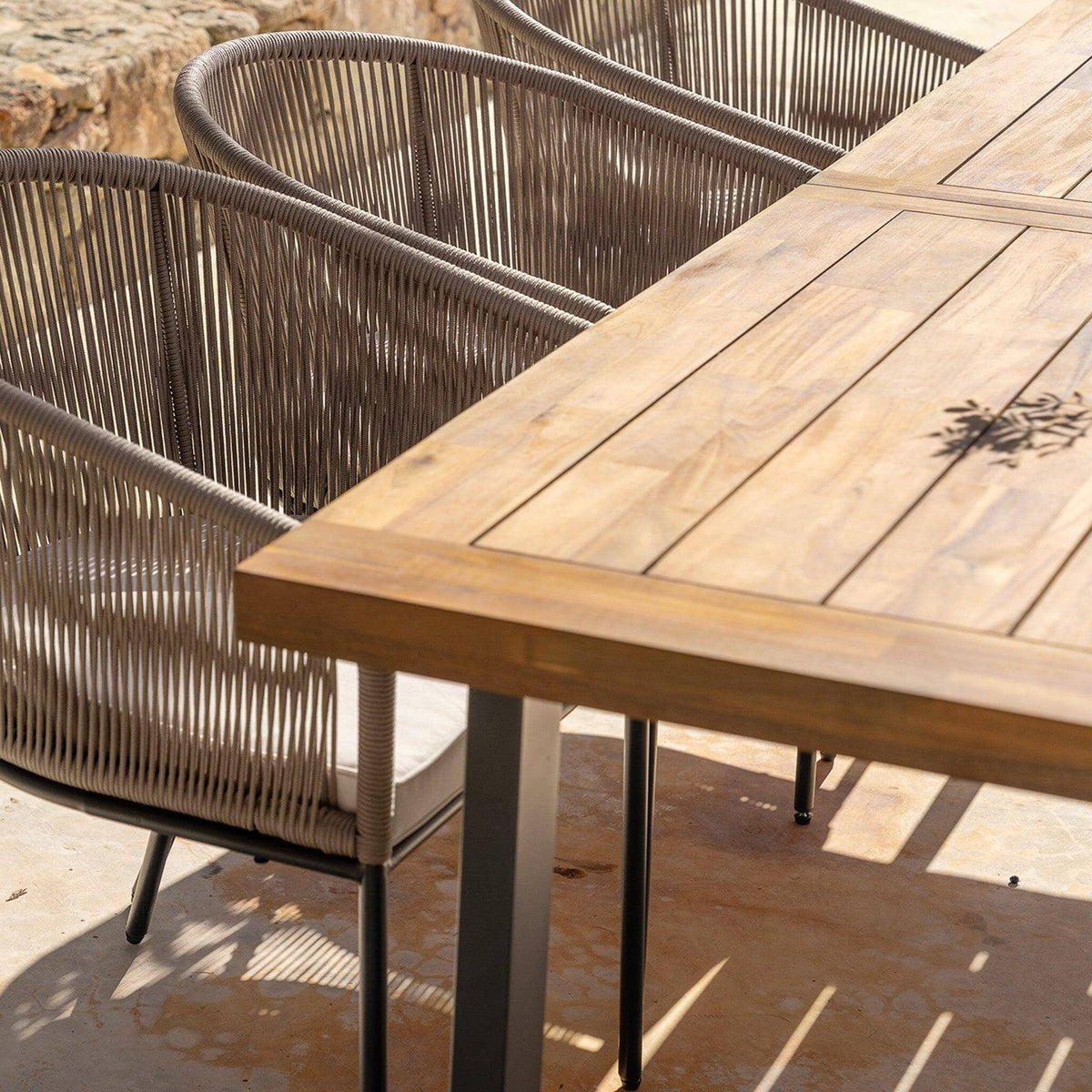 Hali 6 Seater Steel Acacia Top Dining Table 175cm