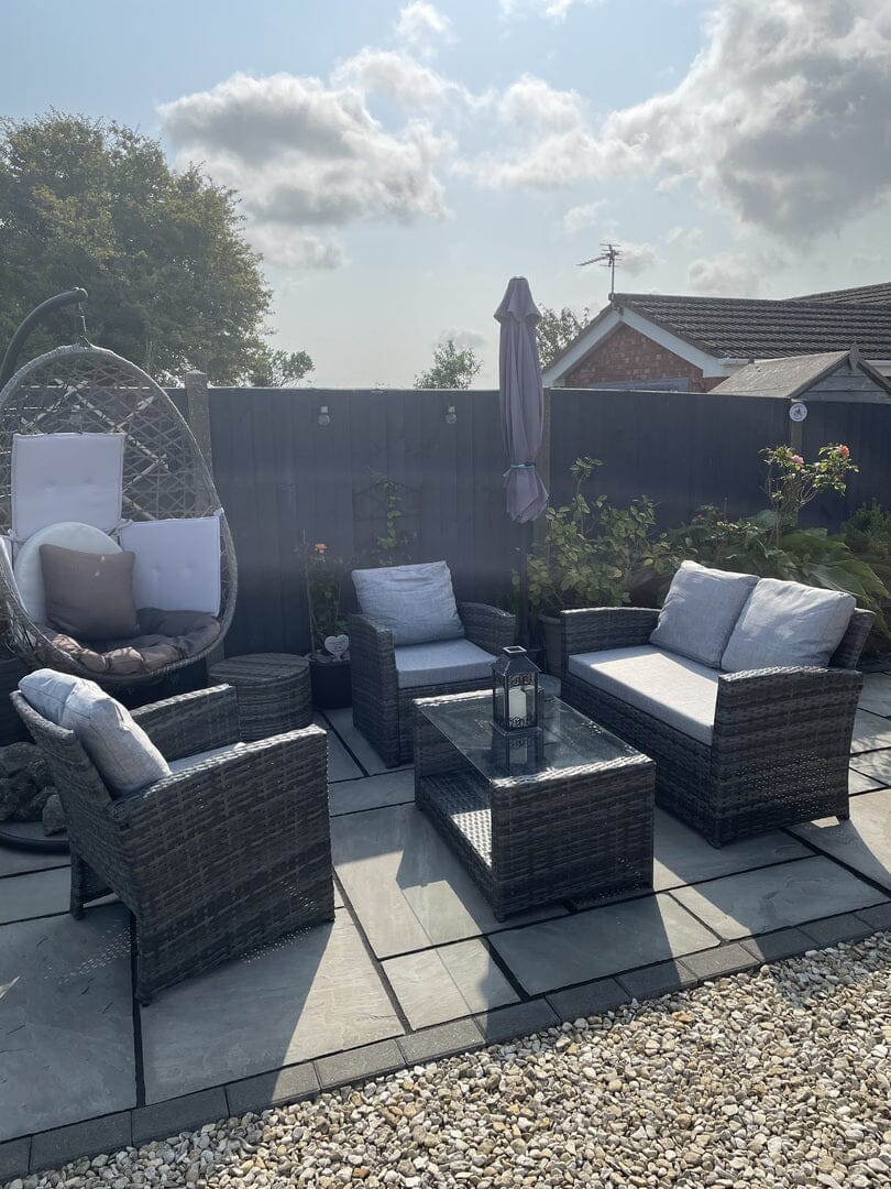 cotr-grey-garden-set-laura-james