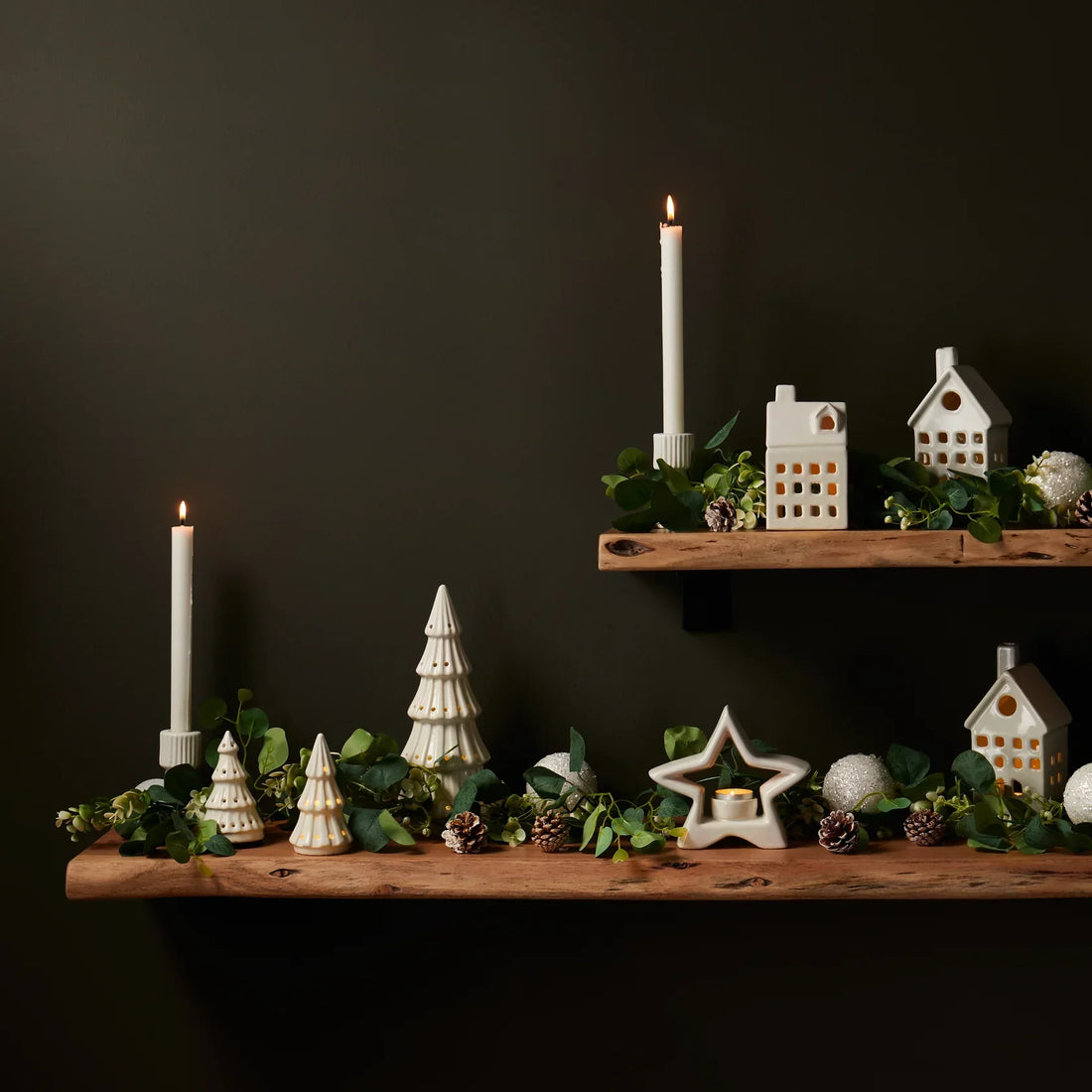 How to Create a Christmas Vignette