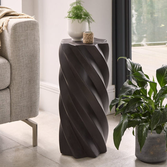 Bianca Concrete Side Table - Black - Laura James 
