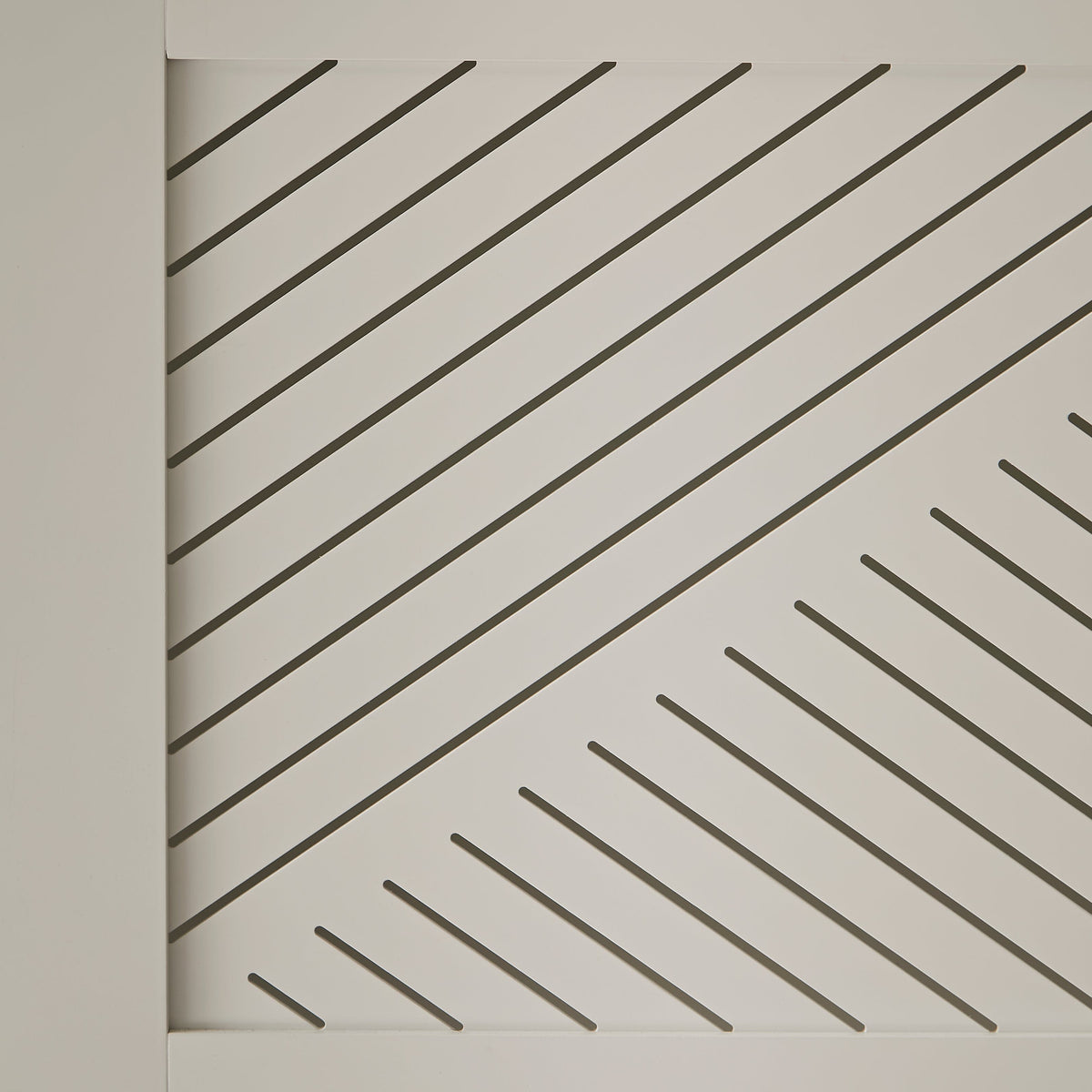 Jack Extending Radiator Cover - White - Laura James


