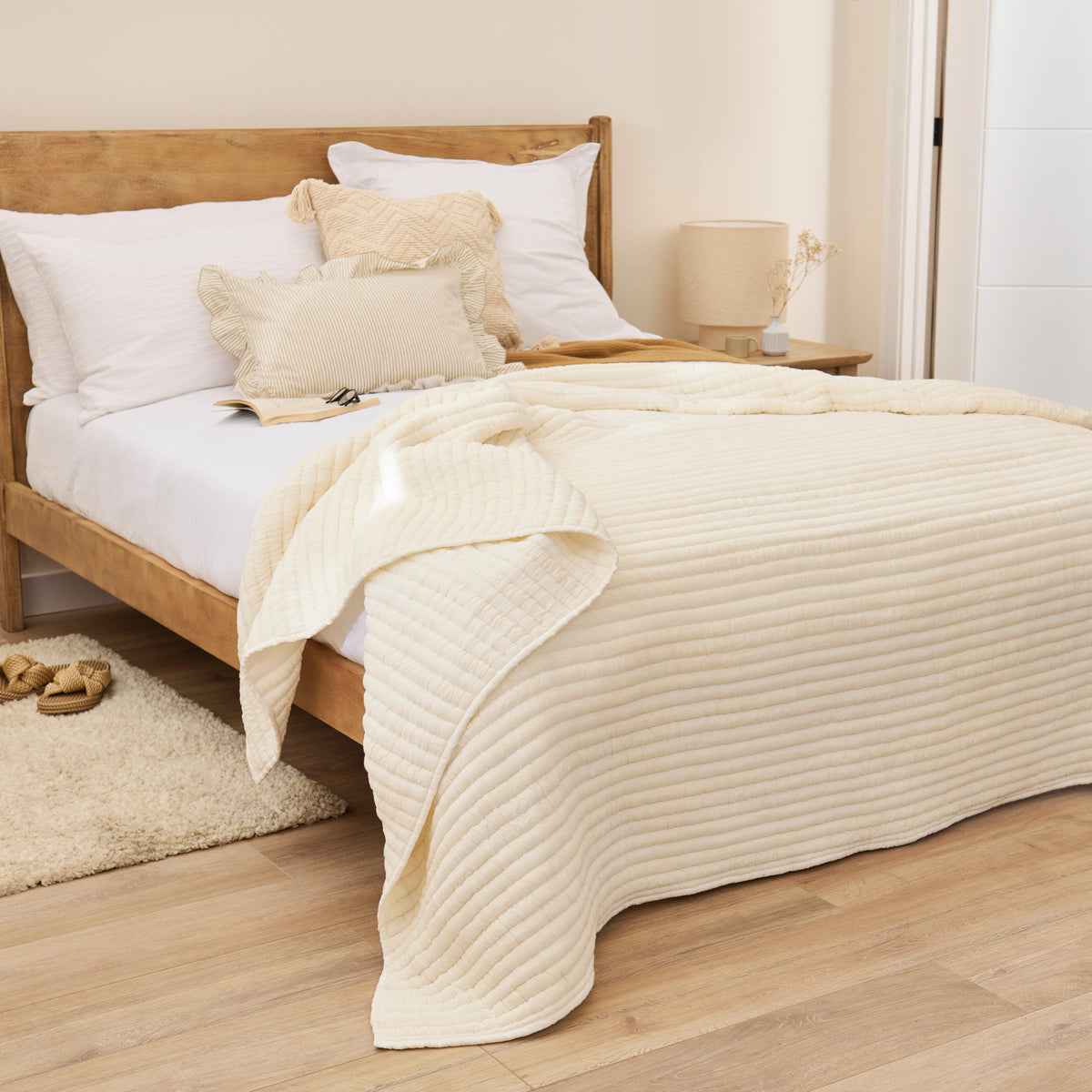 Malton 200x220cm Cotton Bedspread - White - Laura James