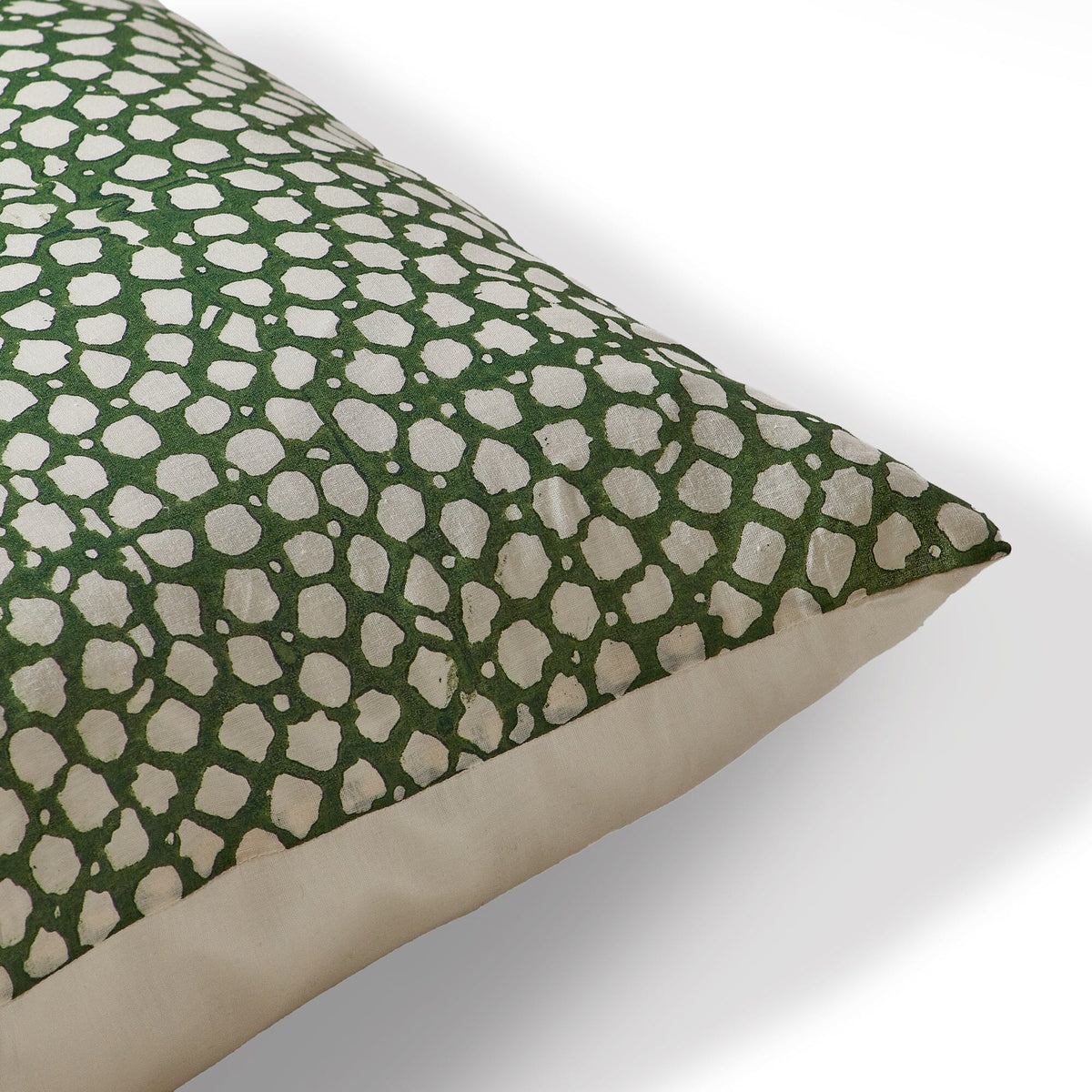 SOMERSBY_45_45_FERN_GREEN_CUSHION