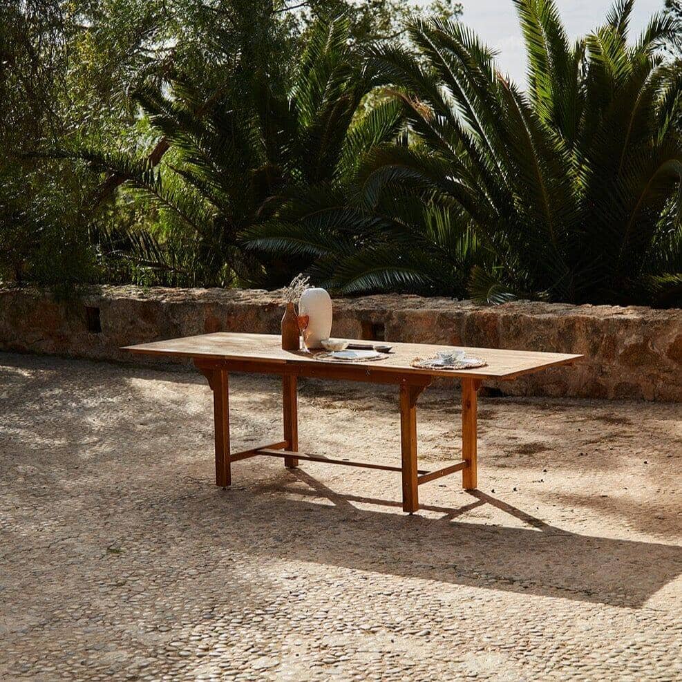 Aspen 6 Seater Wooden Extendable Garden Dining Set with Cushions - Cream Parasol