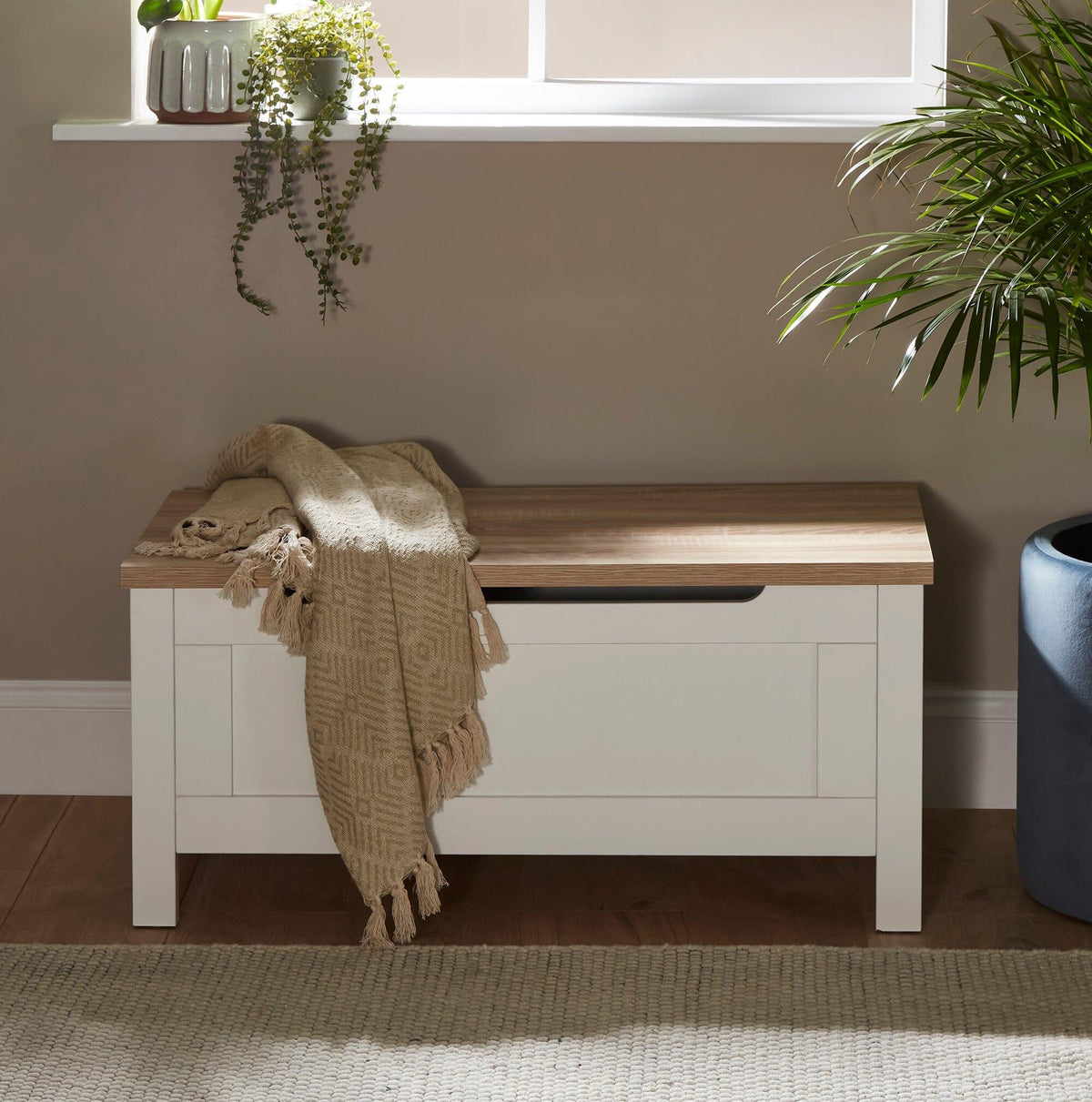 bampton-blanket-box-alabaster-white-laura-james