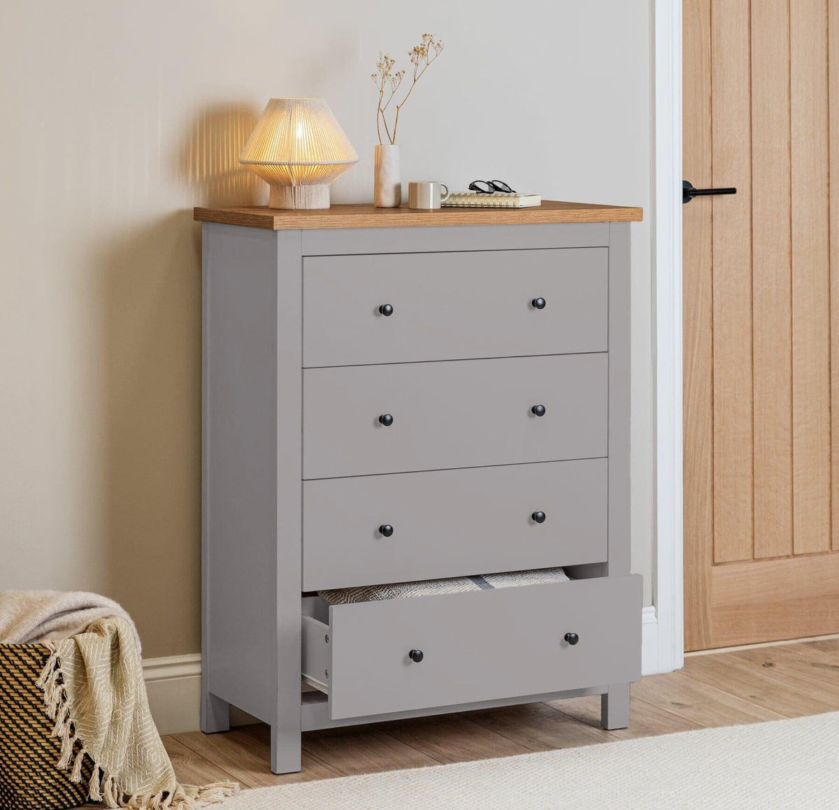 Bampton-4-drawer-chest-of-drawers-grey-oak-top