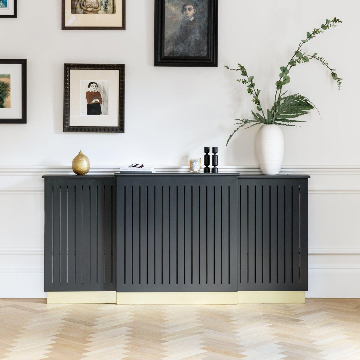 Iliana Extending Radiator Cover in Charcoal Grey - Laura James