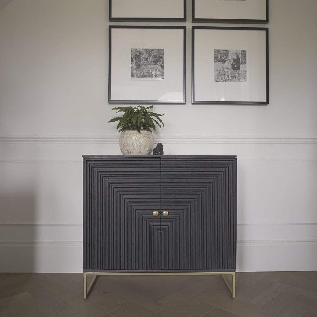 RAYNA_2_DOOR_SIDEBOARD
