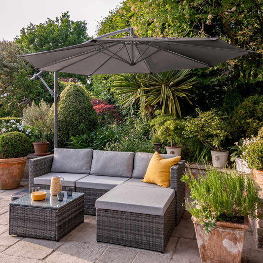 Weston 4 Seater Rattan Corner Sofa Set with Lean Over Parasol and Base - Grey Weave